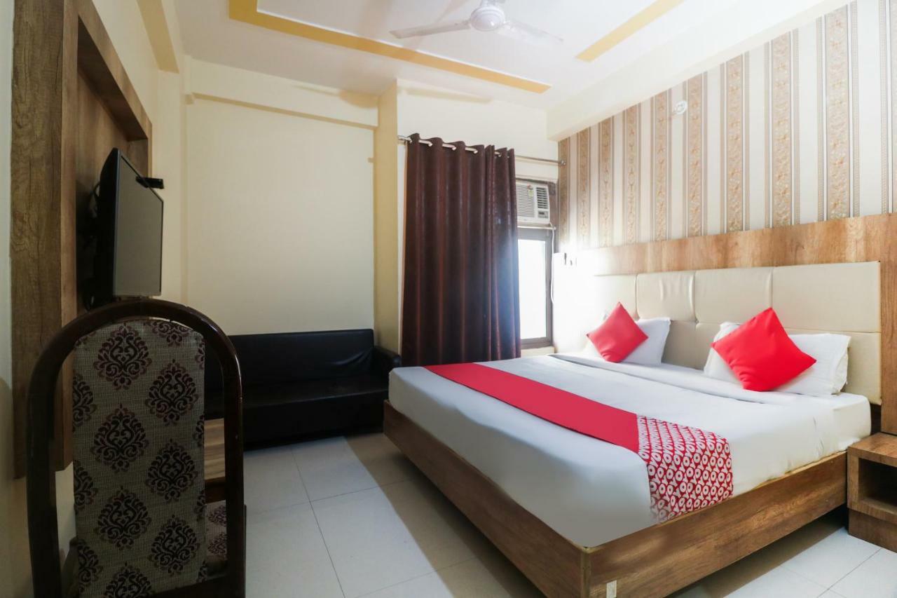 Oyo 48974 Hotel Shweta Residency Varanasi Eksteriør bilde