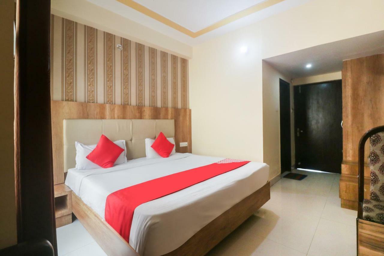 Oyo 48974 Hotel Shweta Residency Varanasi Eksteriør bilde